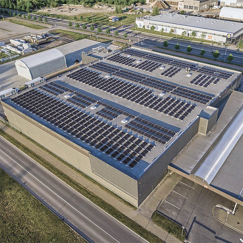 210.000 New photovoltaic plants installed in Italy in 2022! Ideal support and racking structures are a key part of their success.